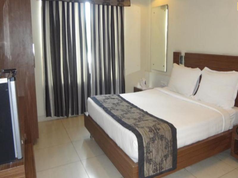 Hotel Sheela Shree Plaza Jhānsi Exteriér fotografie