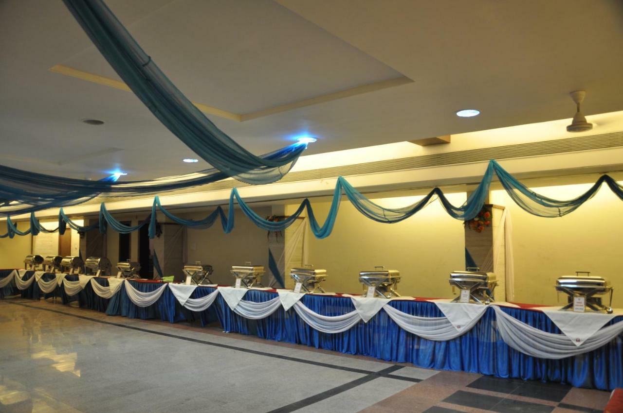 Hotel Sheela Shree Plaza Jhānsi Exteriér fotografie